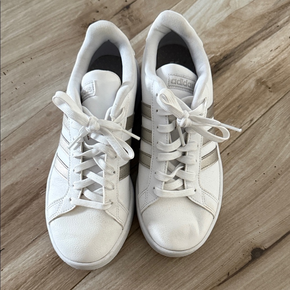 Adidas Women's White and Gray Sneakers
